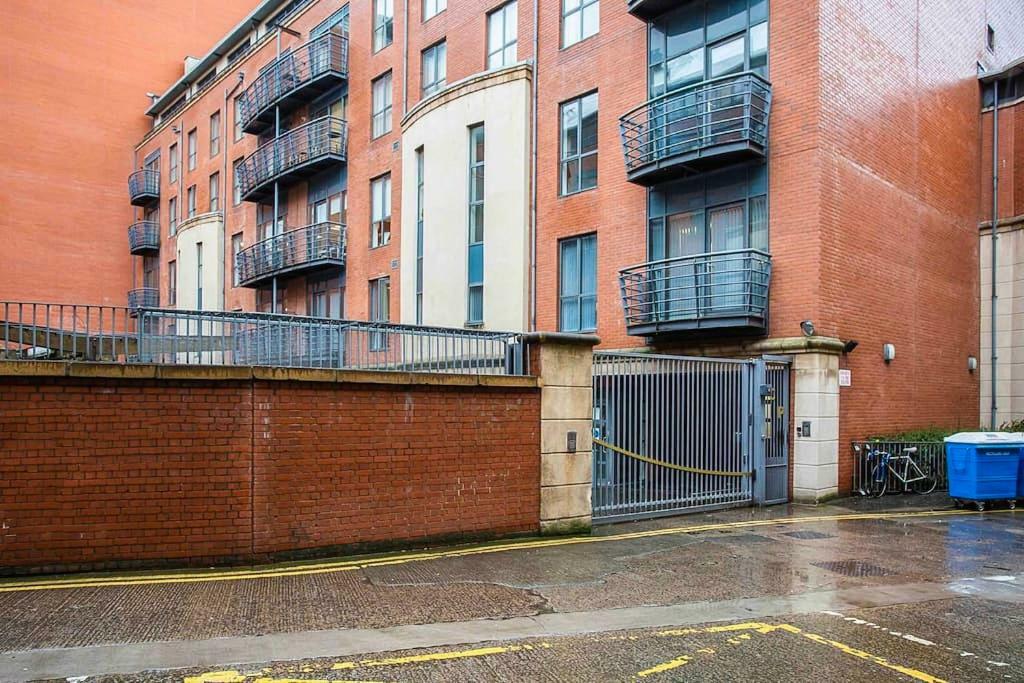 Spacious Centre Duplex Appartement *