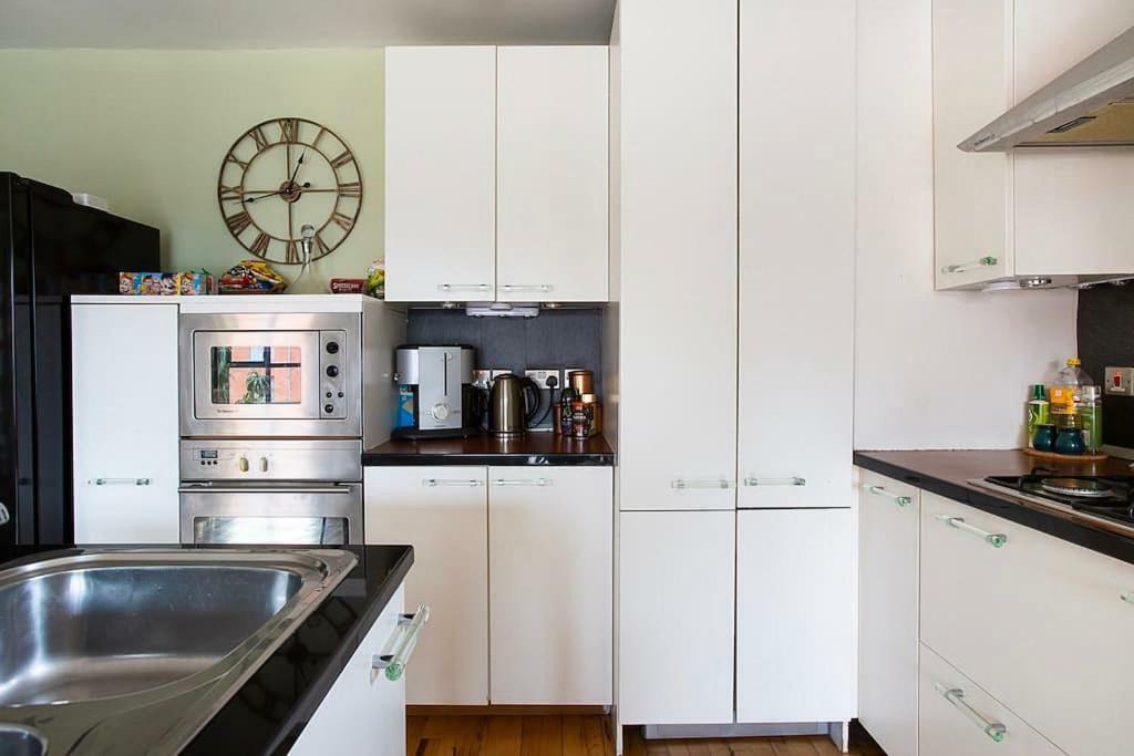 Spacious Centre Duplex Appartement